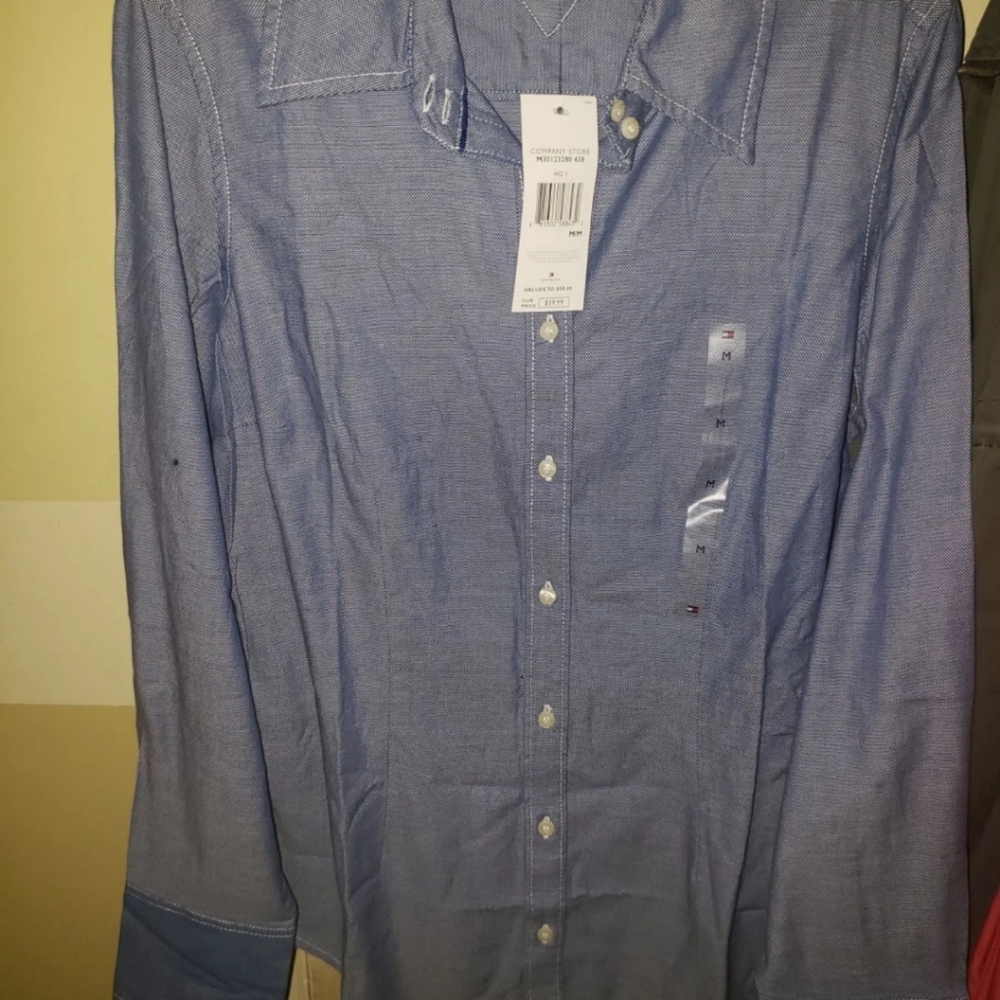 NWT tommy button down